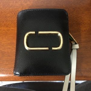 Like New: Marc Jacobs mini snapshot compact wallet
